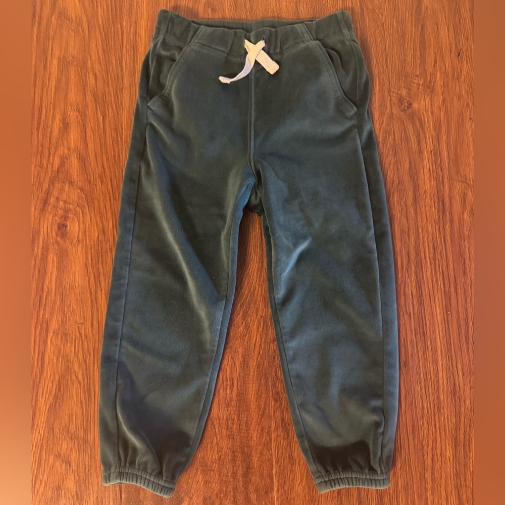 Tea Collection Green Velour Relaxed Jogger Pants size 4 unisex LIKE NEW
